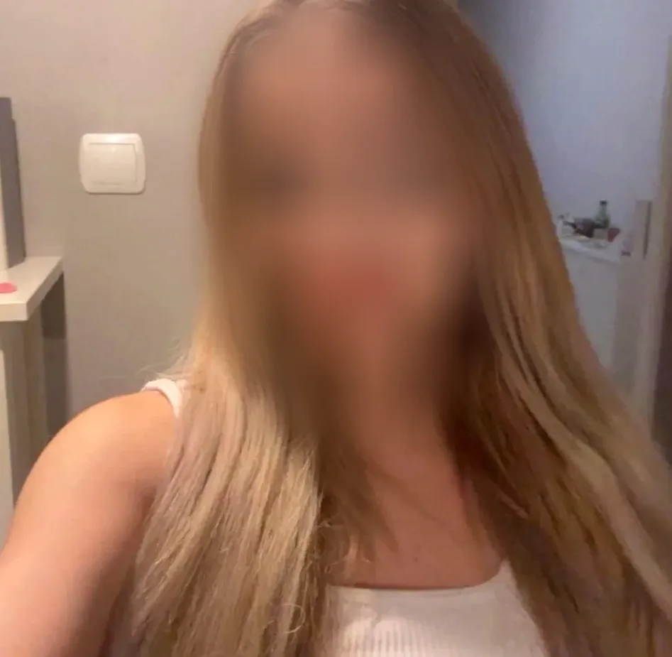 Alina, 24