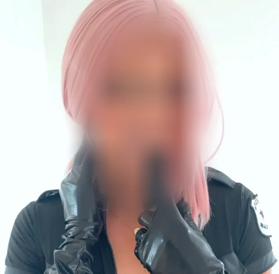 Kathleen, 35