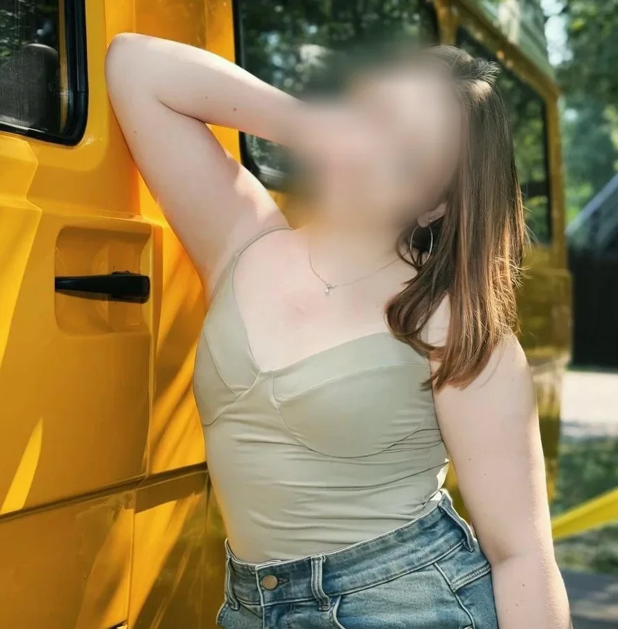 Linda, 19