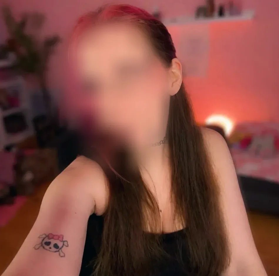 Neele, 31